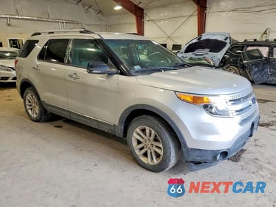 Czwarte zdjęcie samochodu z boku: 2013 FORD EXPLORER XLT VIN:1FM5K8D8XDGB43867 - miniatura