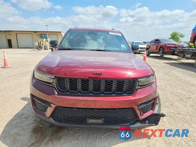 Piąte zdjęcie samochodu w środku: 2023 JEEP GRAND CHEROKEE LAREDO VIN:1C4RJHAG7P8889650 - miniatura