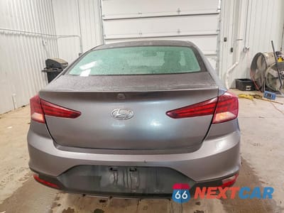 Zdjęcie 6 z 11 samochodu: 2019 HYUNDAI ELANTRA SE VIN:5NPD74LF4KH423139 - miniatura