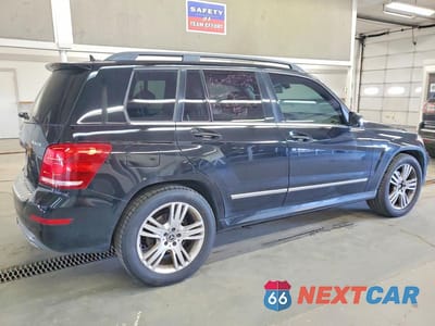 Trzecie zdjęcie samochodu z tyłu: 2013 MERCEDES-BENZ GLK 350 4MATIC VIN:WDCGG8JB2DF942119 - miniatura