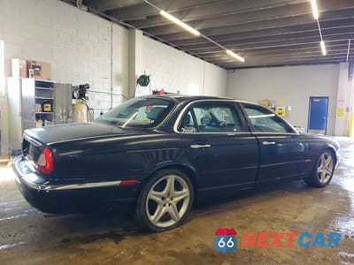Trzecie zdjęcie samochodu z tyłu: 2005 JAGUAR XJ8 L VIN:SAJWA79CX5SG38057 - miniatura