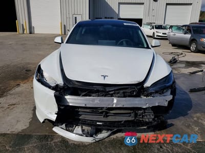 Piąte zdjęcie samochodu w środku: 2025 TESLA MODEL 3 VIN:5YJ3E1EA3SF985517 - miniatura
