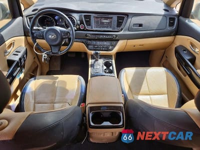 Zdjęcie 8 z 12 samochodu: 2015 KIA SEDONA SX VIN:KNDMC5C13F6036135 - miniatura