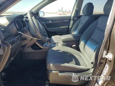 Zdjęcie 7 z 13 samochodu: 2012 KIA SORENTO LX VIN:5XYKT3A16CG260121 - miniatura