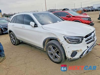 Czwarte zdjęcie samochodu z boku: 2022 MERCEDES-BENZ GLC 300 4MATIC VIN:W1N0G8EB9NV372170 - miniatura