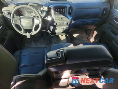 Zdjęcie 8 z 12 samochodu: 2022 CHEVROLET SILVERADO K1500 VIN:3GCUDAED1NG552035 - miniatura