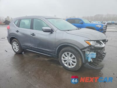 Czwarte zdjęcie samochodu z boku: 2018 NISSAN ROGUE S VIN:KNMAT2MV2JP520447 - miniatura