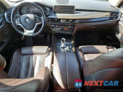 Zdjęcie 8 z 12 samochodu: 2016 BMW X5 XDRIVE35I VIN:5UXKR0C5XG0P29105 - miniatura