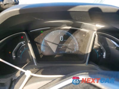 Zdjęcie 9 z 11 samochodu: 2017 HONDA CIVIC 1.5 VIN:19XFC2F70HE009382 - miniatura