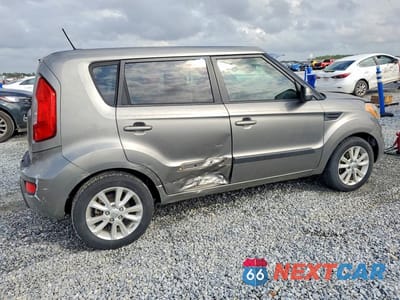 Trzecie zdjęcie samochodu z tyłu: 2012 KIA SOUL + VIN:KNDJT2A62C7404553 - miniatura