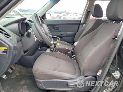 Zdjęcie 7 z 14 samochodu: 2013 KIA SOUL BASE VIN:KNDJT2A52D7630214 - miniatura