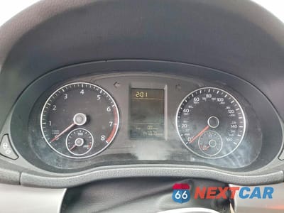 Zdjęcie 9 z 12 samochodu: 2015 VOLKSWAGEN PASSAT S VIN:1VWAS7A31FC119647 - miniatura