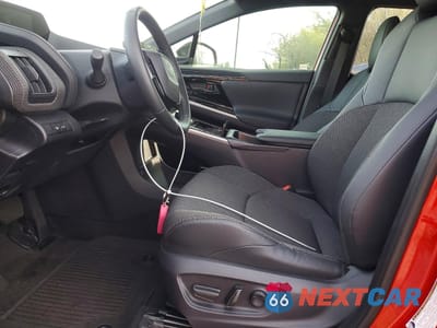 Zdjęcie 7 z 14 samochodu: 2025 TOYOTA BZ4X XLE VIN:JTMABACA0SA091941 - miniatura