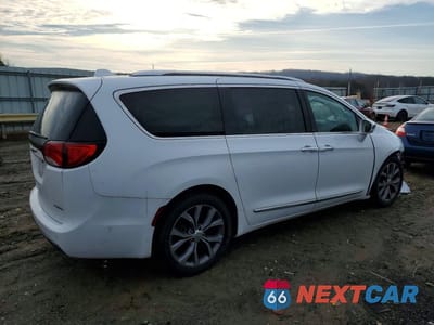 Trzecie zdjęcie samochodu z tyłu: 2018 CHRYSLER PACIFICA LIMITED VIN:2C4RC1GG8JR226396 - miniatura