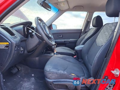 Zdjęcie 7 z 12 samochodu: 2011 KIA SOUL + VIN:KNDJT2A27B7218552 - miniatura