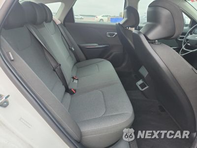 Zdjęcie 10 z 12 samochodu: 2025 KIA K4 LX VIN:3KPFT4DE9SE157311 - miniatura
