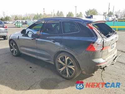 Drugie zdjęcie samochodu z przodu: 2022 VOLVO XC60 T8 RECHARGE R-DESIGN VIN:YV4BR0DM9N1971492 - miniatura