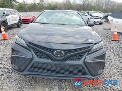 Piąte zdjęcie samochodu w środku: 2024 TOYOTA CAMRY SE VIN:4T1G11AK7RU903488 - miniatura