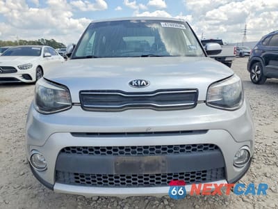 Piąte zdjęcie samochodu w środku: 2018 KIA SOUL + VIN:KNDJP3A54J7611427 - miniatura