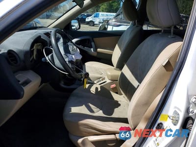 Zdjęcie 7 z 12 samochodu: 2012 TOYOTA RAV4 BASE VIN:2T3BF4DV5CW267204 - miniatura