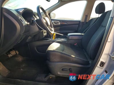 Zdjęcie 7 z 12 samochodu: 2019 NISSAN PATHFINDER SV VIN:5N1DR2MN0KC577245 - miniatura