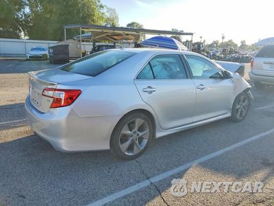 Trzecie zdjęcie samochodu z tyłu: 2014 TOYOTA CAMRY SE SPORT VIN:4T1BF1FK2EU344110 - miniatura