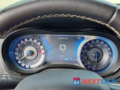 Zdjęcie 9 z 11 samochodu: 2015 CHRYSLER 300 S VIN:2C3CCABG2FH743160 - miniatura