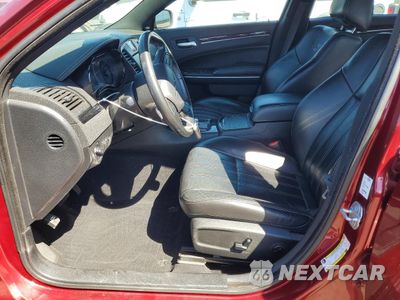 Zdjęcie 7 z 13 samochodu: 2019 CHRYSLER 300 S VIN:2C3CCABG3KH562885 - miniatura