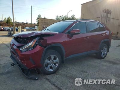 2022 TOYOTA RAV4 XLE 2T3W1RFV1NW194183 - główne zdjęcie licytacji z USA - miniatura