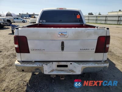 Zdjęcie 6 z 12 samochodu: 2006 LINCOLN MARK LT VIN:5LTPW18586FJ00935 - miniatura