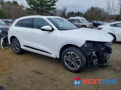 Czwarte zdjęcie samochodu z boku: 2025 AUDI Q5 PREMIUM VIN:WA11AAGU9S2070971 - miniatura