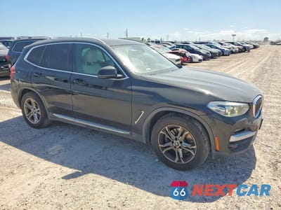 Czwarte zdjęcie samochodu z boku: 2020 BMW X3 SDRIVE30I VIN:5UXTY3C0XLLU72078 - miniatura