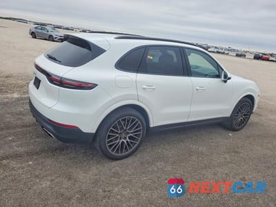Trzecie zdjęcie samochodu z tyłu: 2020 PORSCHE CAYENNE VIN:WP1AA2AY2LDA02958 - miniatura