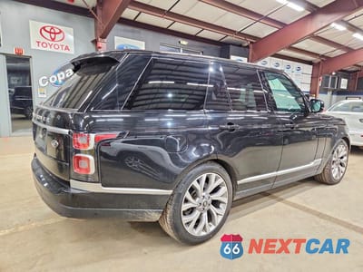 Trzecie zdjęcie samochodu z tyłu: 2019 LAND ROVER RANGE ROVER HSE VIN:SALGS2SVXKA560840 - miniatura
