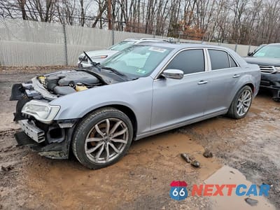 2016 CHRYSLER 300C 2C3CCAEG1GH128340 - główne zdjęcie licytacji z USA - miniatura