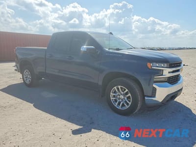 Czwarte zdjęcie samochodu z boku: 2019 CHEVROLET SILVERADO C1500 LT VIN:1GCRWCED0KZ300459 - miniatura