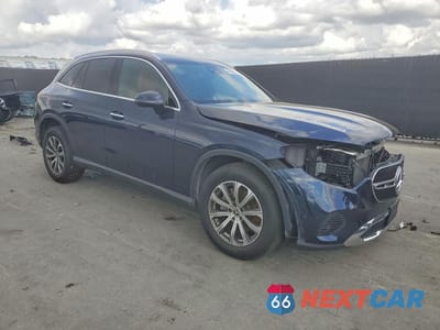 Czwarte zdjęcie samochodu z boku: 2023 MERCEDES-BENZ GLC 300 VIN:W1NKM4GB0PU032423 - miniatura