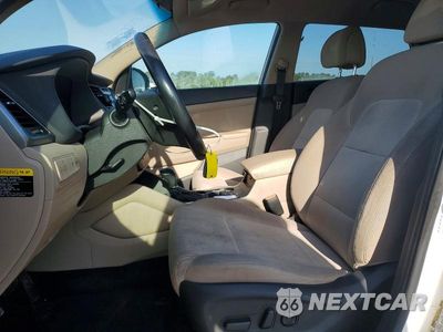 Zdjęcie 7 z 13 samochodu: 2017 HYUNDAI TUCSON SPORT VIN:KM8J33A25HU274694 - miniatura