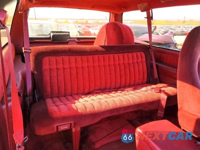 Zdjęcie 10 z 12 samochodu: 1993 CHEV TAHOE C1500 VIN:1GNEK18K1PJ375791 - miniatura