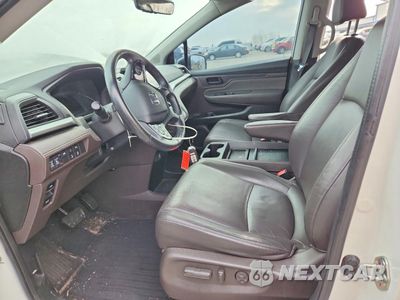 Zdjęcie 7 z 14 samochodu: 2019 HONDA ODYSSEY TOURING VIN:5FNRL6H85KB030594 - miniatura