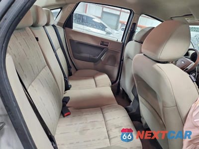 Zdjęcie 10 z 11 samochodu: 2010 FORD FOCUS SE VIN:1FAHP3FN4AW247187 - miniatura