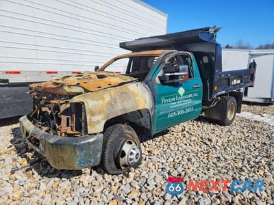2018 CHEVROLET SILVERADO DUMP TRUCK 1GB3KYCY4JF182022 - główne zdjęcie licytacji z USA - miniatura