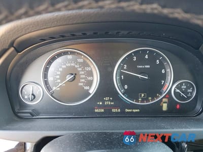 Zdjęcie 9 z 12 samochodu: 2016 BMW X5 XDRIVE35I VIN:5UXKR0C54G0U11982 - miniatura