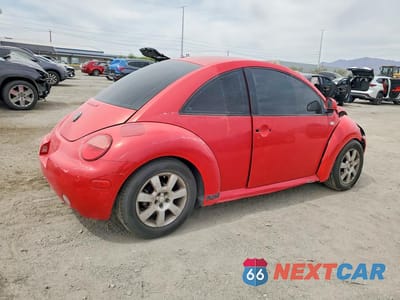 Trzecie zdjęcie samochodu z tyłu: 2000 VOLKSWAGEN NEW BEETLE GL VIN:3VWBA21C9YM405189 - miniatura