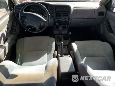 Zdjęcie 8 z 13 samochodu: 1996 HONDA PASSPORT EX VIN:4S6CM58V6T4411398 - miniatura