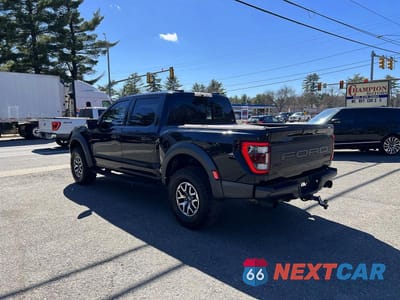 Trzecie zdjęcie samochodu z tyłu: 2022 FORD F150 RAPTOR VIN:1FTFW1RG3NFA85449 - miniatura