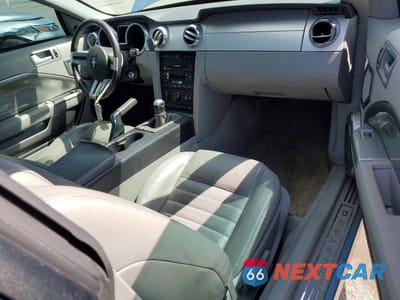 Zdjęcie 8 z 12 samochodu: 2005 FORD MUSTANG GT VIN:1ZVFT82H755163741 - miniatura