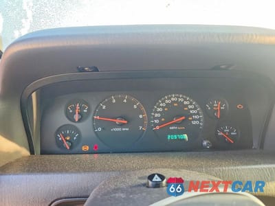Zdjęcie 9 z 14 samochodu: 2001 JEEP GRAND CHEROKEE LAREDO VIN:1J4GW48S51C533403 - miniatura