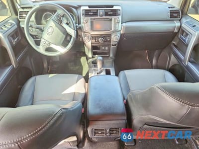 Zdjęcie 8 z 12 samochodu: 2019 TOYOTA 4RUNNER SR5 PREMIUM VIN:JTEZU5JR2K5210431 - miniatura