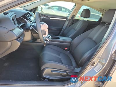 Zdjęcie 7 z 13 samochodu: 2016 HONDA CIVIC EX VIN:19XFC1F39GE015591 - miniatura